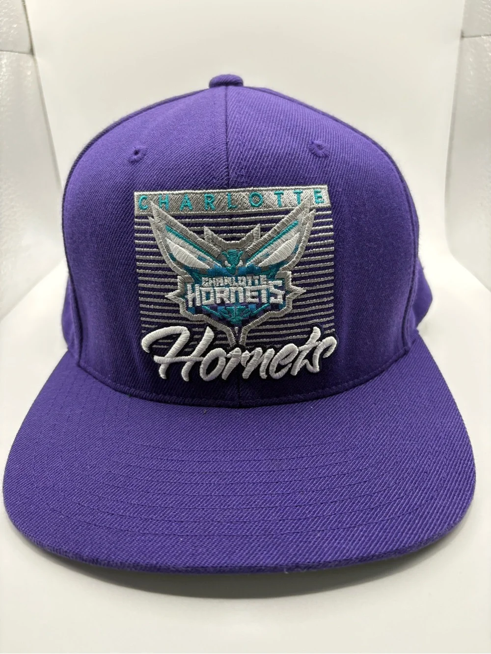 Mitchell & Ness Charlotte Hornets Purple Snapback NBA Hat